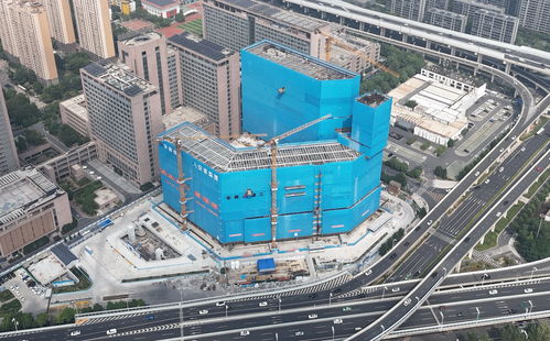 國(guó)慶不停工 重點(diǎn)項(xiàng)目建設(shè)“不打烊”的建筑工程精神