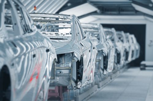 小鵬汽車年度毛利率首次轉(zhuǎn)正，營收近60億，押注智能化與云計(jì)算設(shè)備銷售厚積薄發(fā)